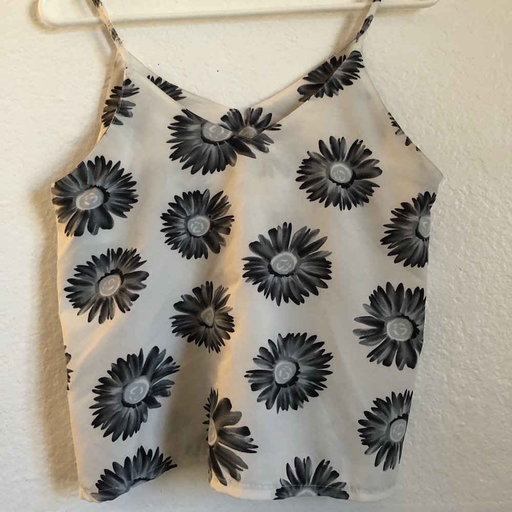 Grey flowers tank top